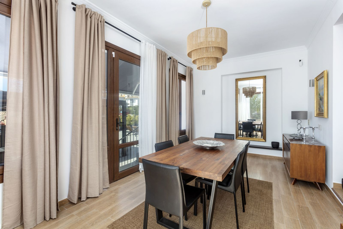 6 Bed Townhouse for sale in Estepona Costa Del Sol, Málaga, Spain