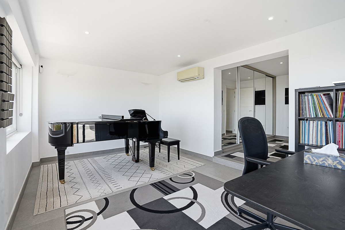 3 Bed Townhouse for sale in Mijas Costa Del Sol, Málaga, Spain