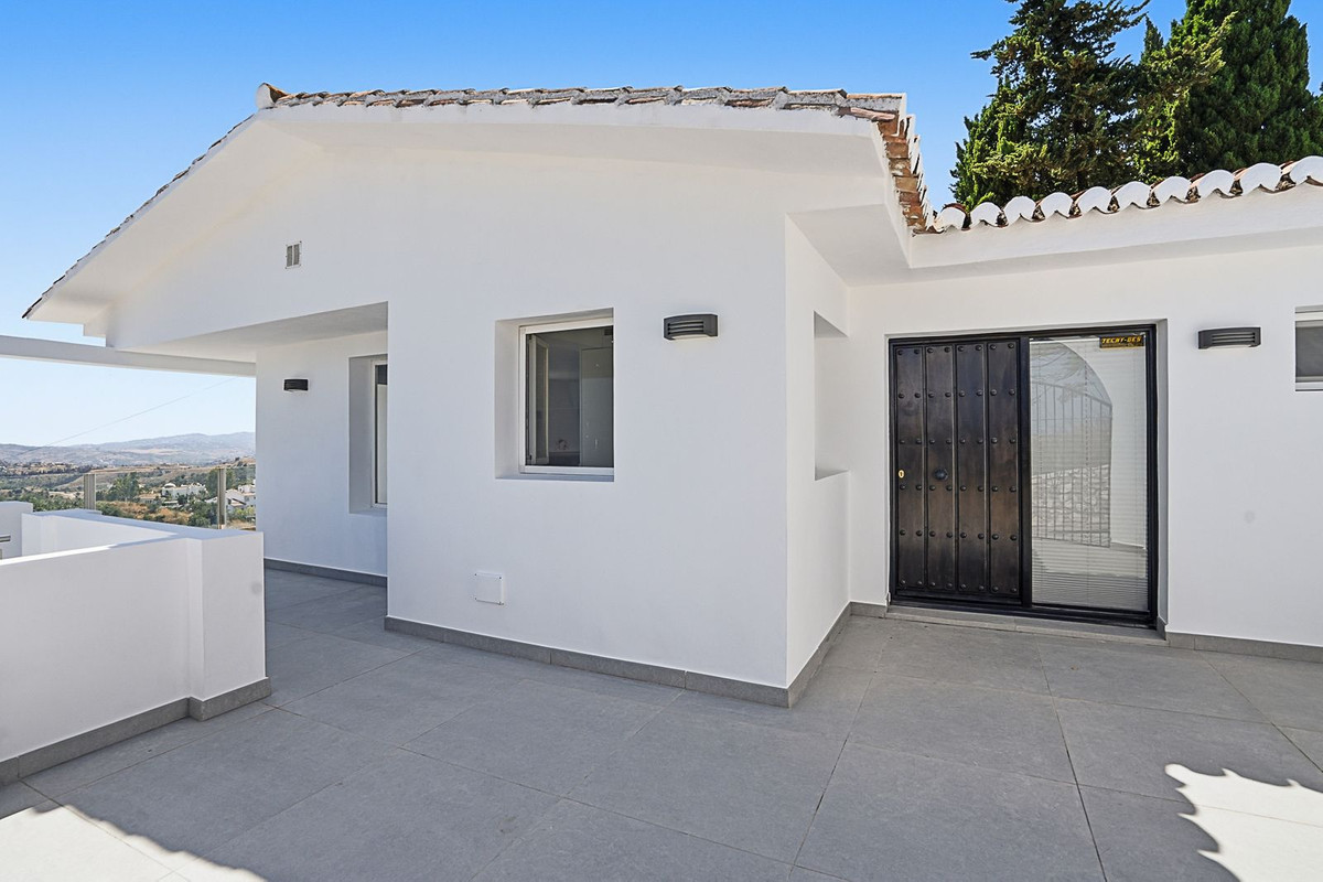 Se vende Villa - Chalet de 3 dormitorios en Costa Del Sol, Málaga, España