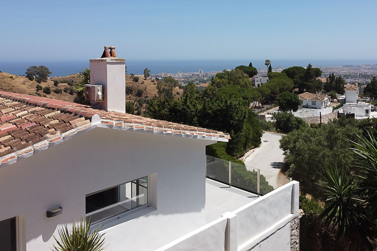 3 Bed Townhouse for sale in Mijas Costa Del Sol, Málaga, Spain