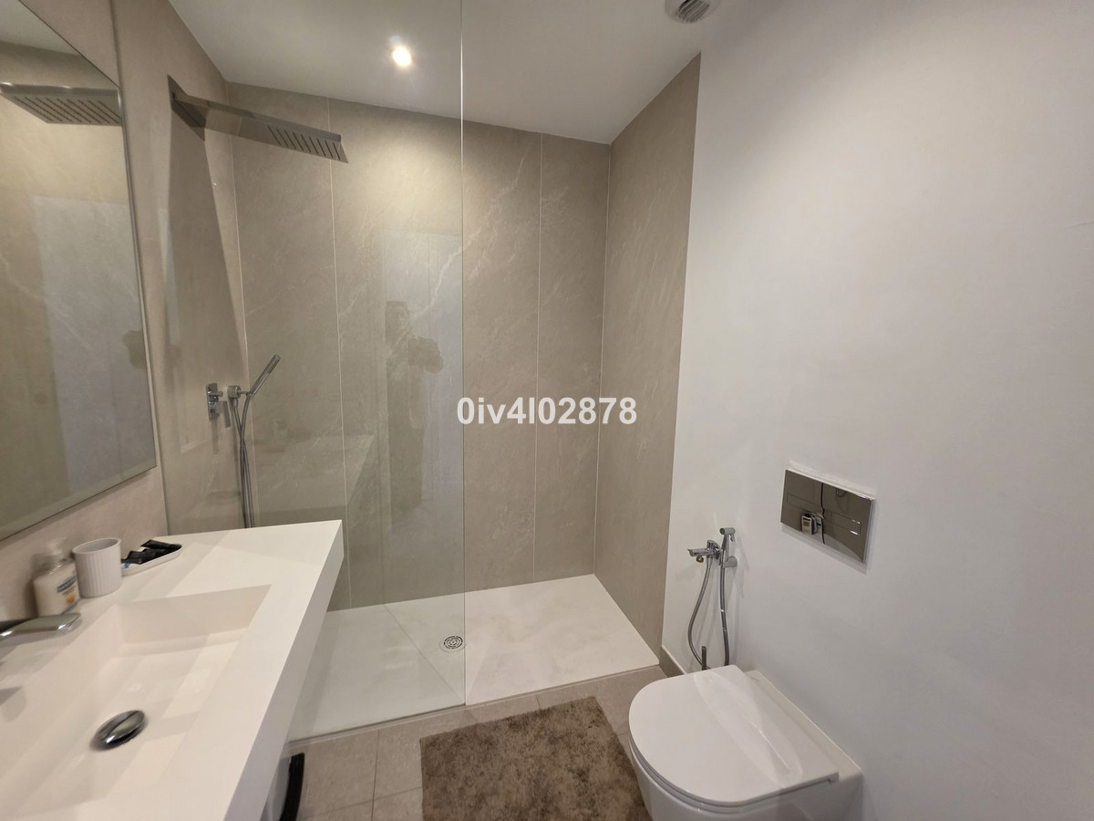 3 Bed Apartment for sale in La Quinta Costa Del Sol, Málaga, Spain