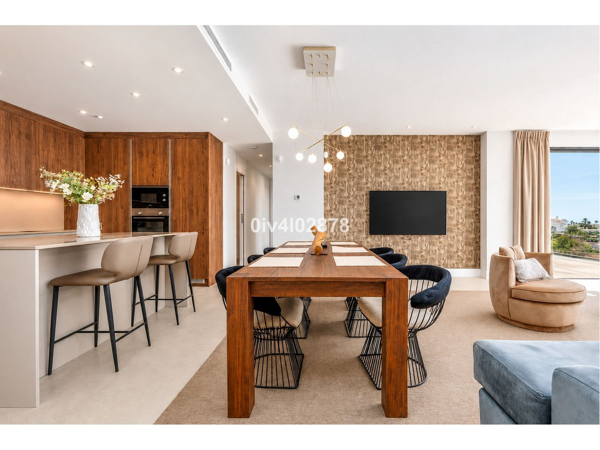 3 Bed Apartment for sale in La Quinta Costa Del Sol, Málaga, Spain