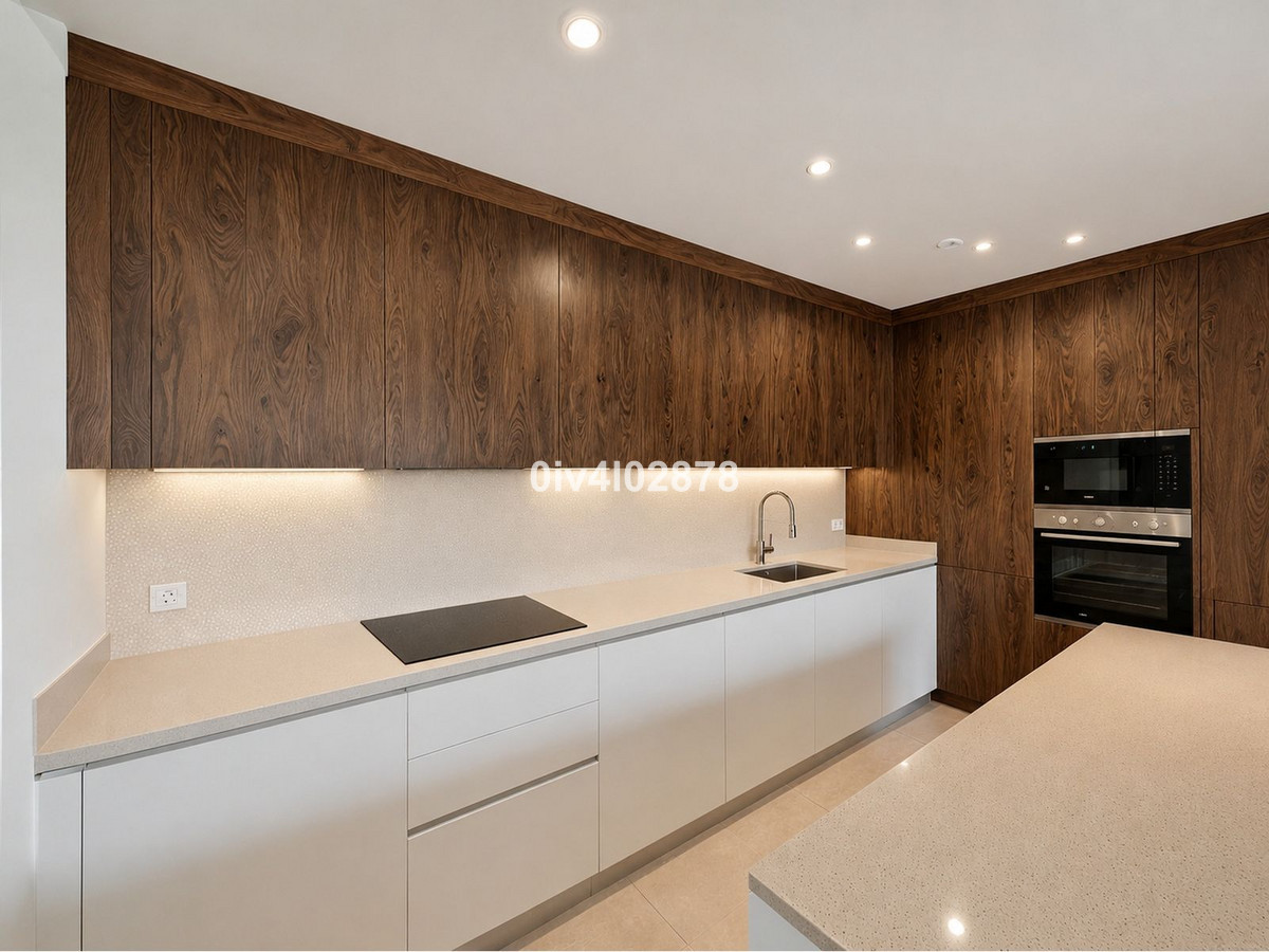 3 Bed Apartment for sale in La Quinta Costa Del Sol, Málaga, Spain