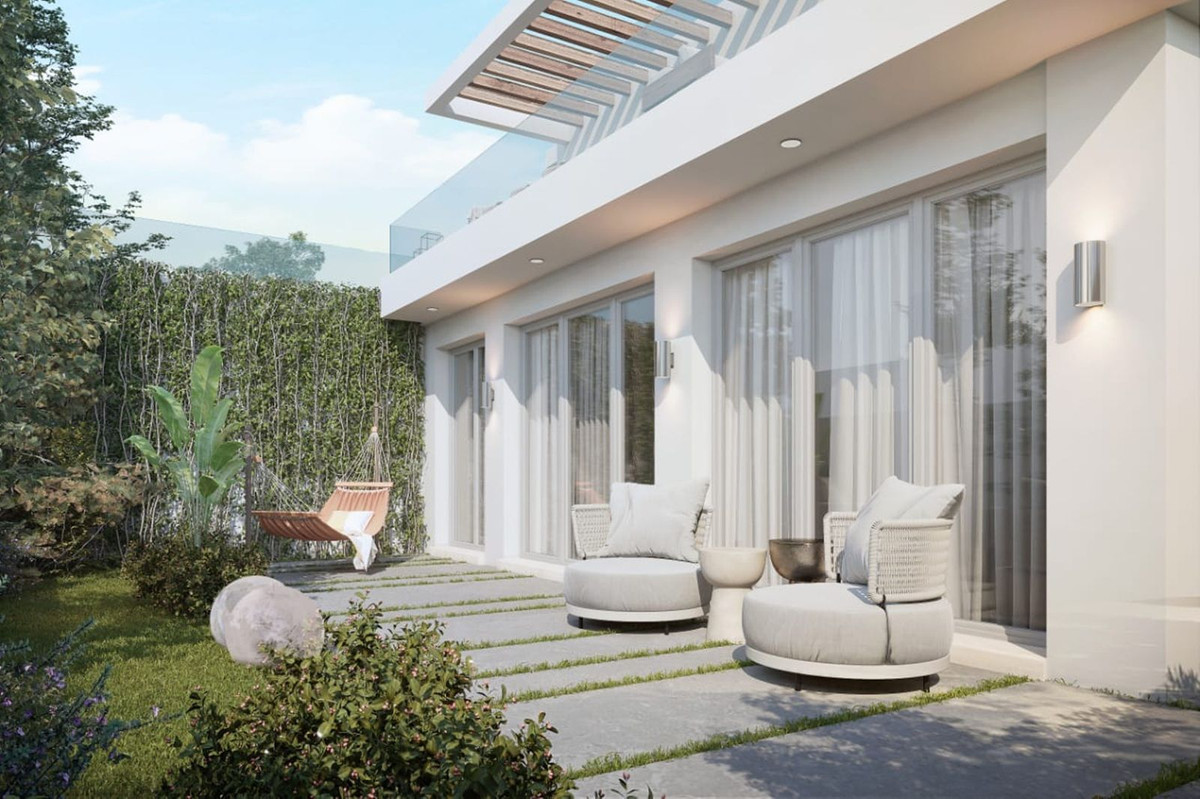 3 Bed Townhouse for sale in Benalmadena Costa Del Sol, Málaga, Spain