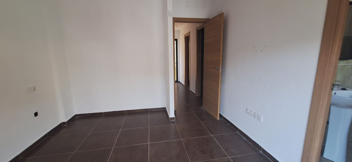 Se vende Villa - Chalet de 3 dormitorios en Costa Del Sol, Málaga, España