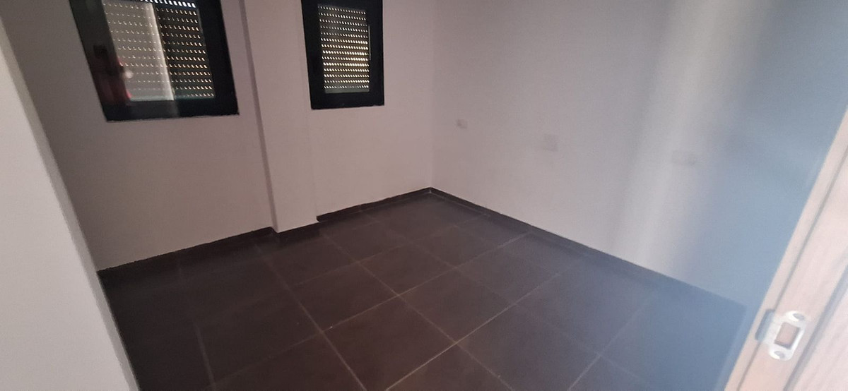 Se vende Villa - Chalet de 3 dormitorios en Costa Del Sol, Málaga, España