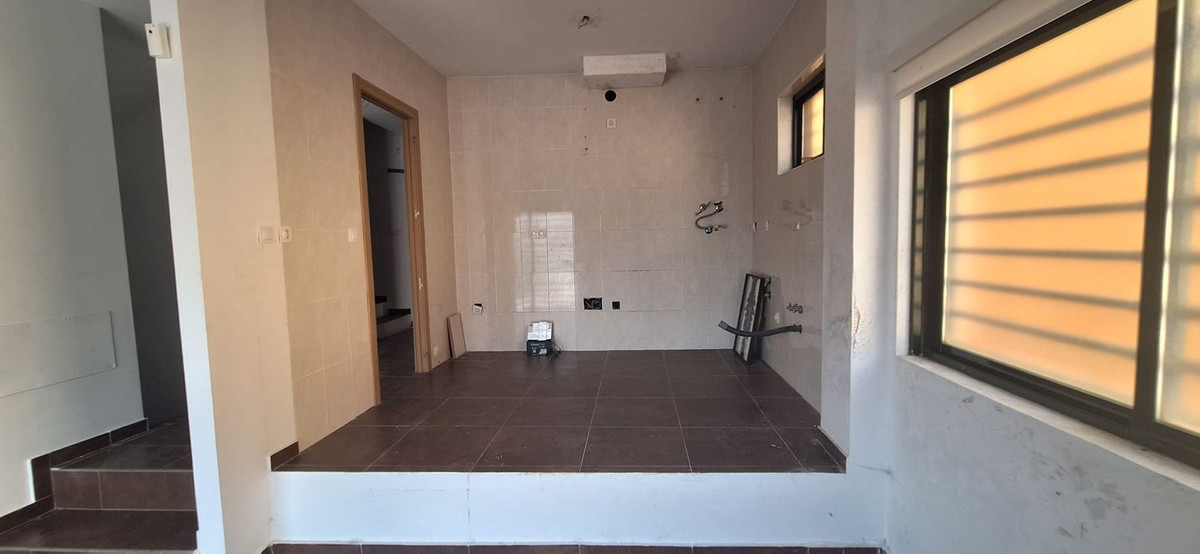 Se vende Villa - Chalet de 3 dormitorios en Costa Del Sol, Málaga, España