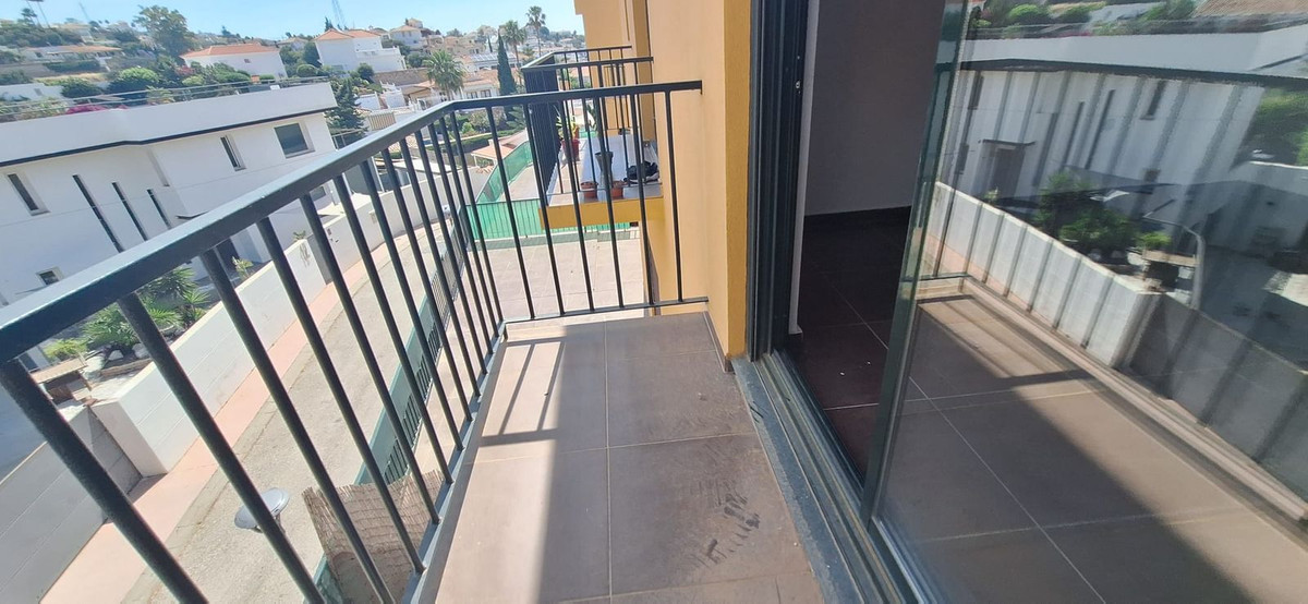 Se vende Villa - Chalet de 3 dormitorios en Costa Del Sol, Málaga, España