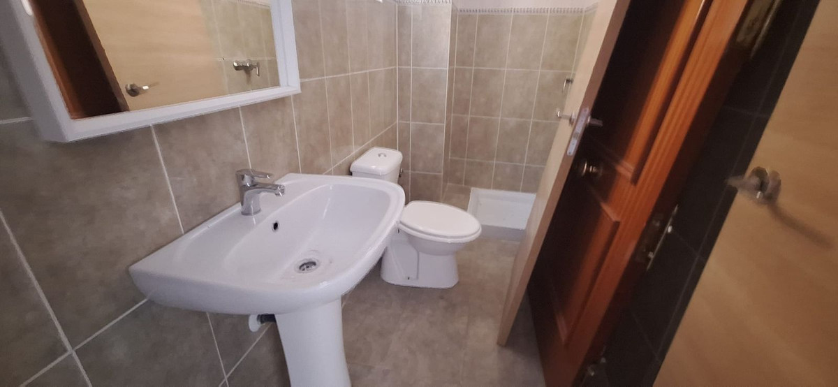 Se vende Villa - Chalet de 3 dormitorios en Costa Del Sol, Málaga, España