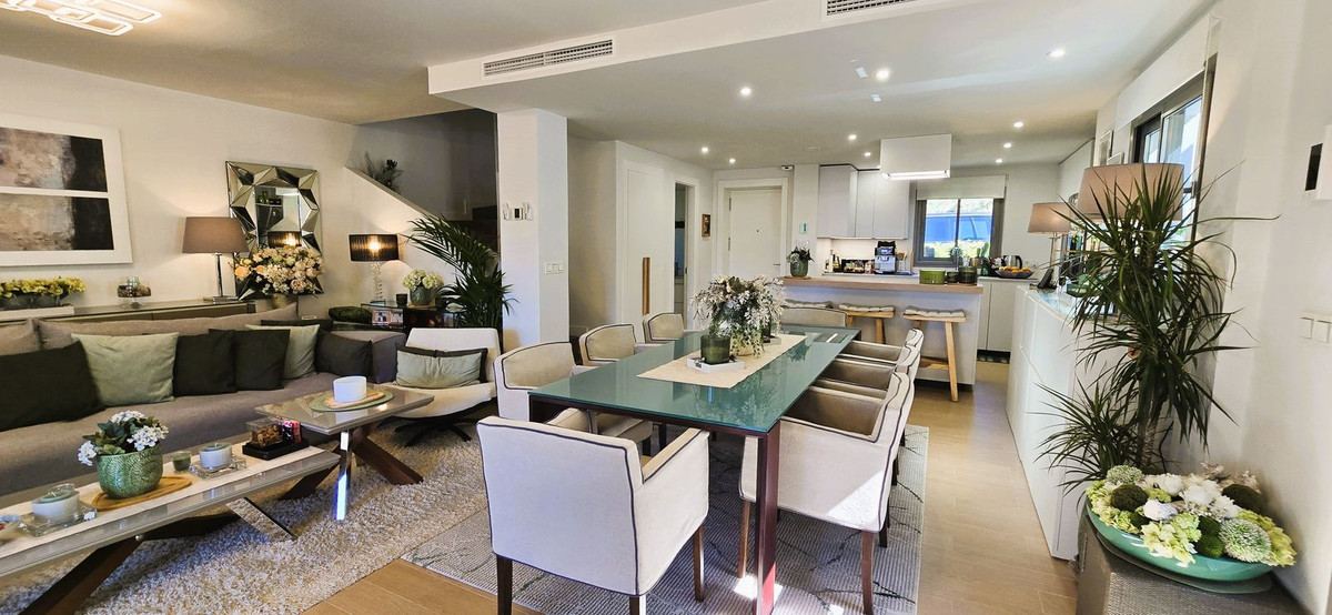 3 Bed Townhouse for sale in Mijas Costa Costa Del Sol, Málaga, Spain