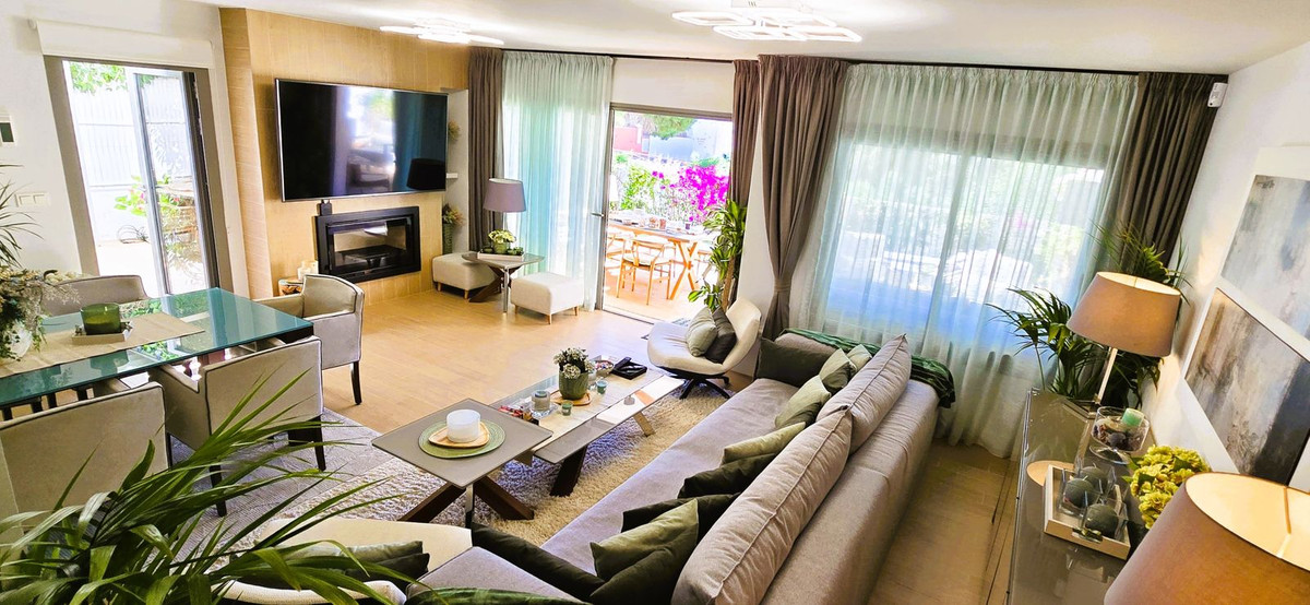 3 Bed Townhouse for sale in Mijas Costa Costa Del Sol, Málaga, Spain