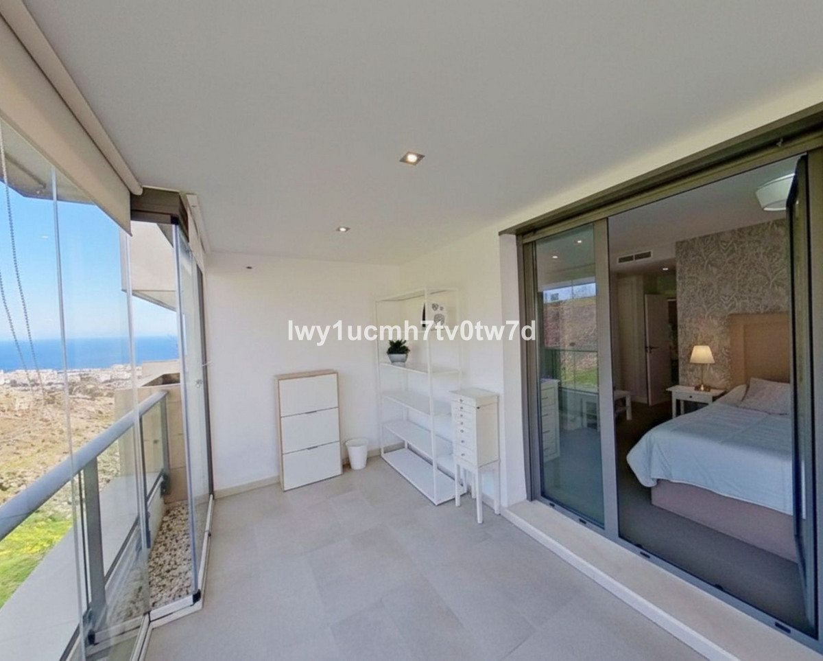 3 Bed Apartment for sale in Arroyo De La Miel Costa Del Sol, Málaga, Spain