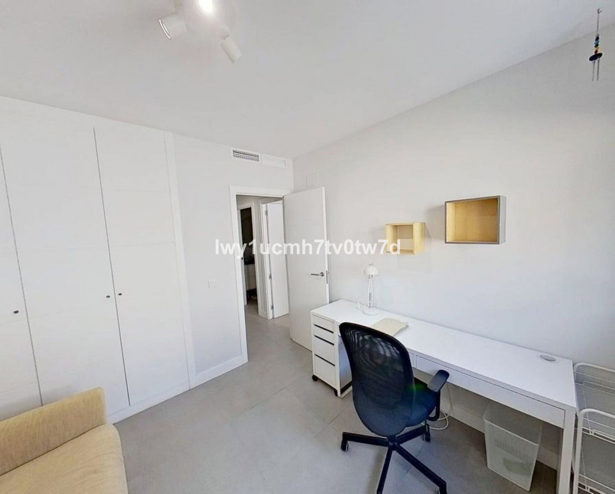 3 Bed Apartment for sale in Arroyo De La Miel Costa Del Sol, Málaga, Spain