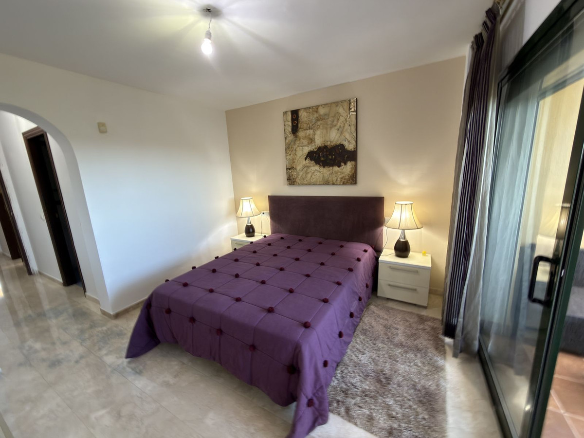 2 Bed Apartment for sale in Estepona Costa Del Sol, Málaga, Spain
