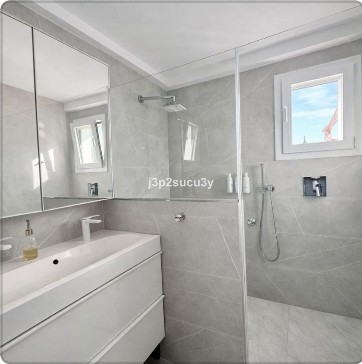 4 Bed Townhouse for sale in Selwo Costa Del Sol, Málaga, Spain