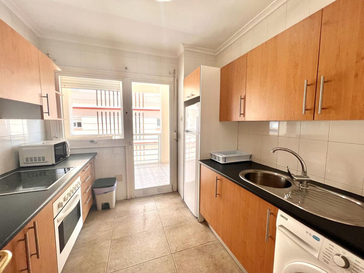 3 Bed Apartment for sale in Fuengirola Costa Del Sol, Málaga, Spain