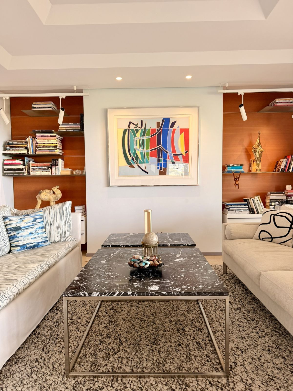 5 Bed Apartment for sale in Nueva Andalucía Costa Del Sol, Málaga, Spain