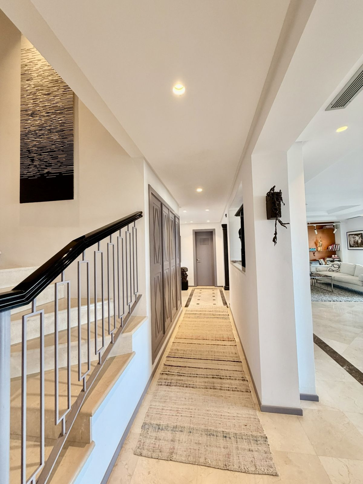 5 Bed Apartment for sale in Nueva Andalucía Costa Del Sol, Málaga, Spain