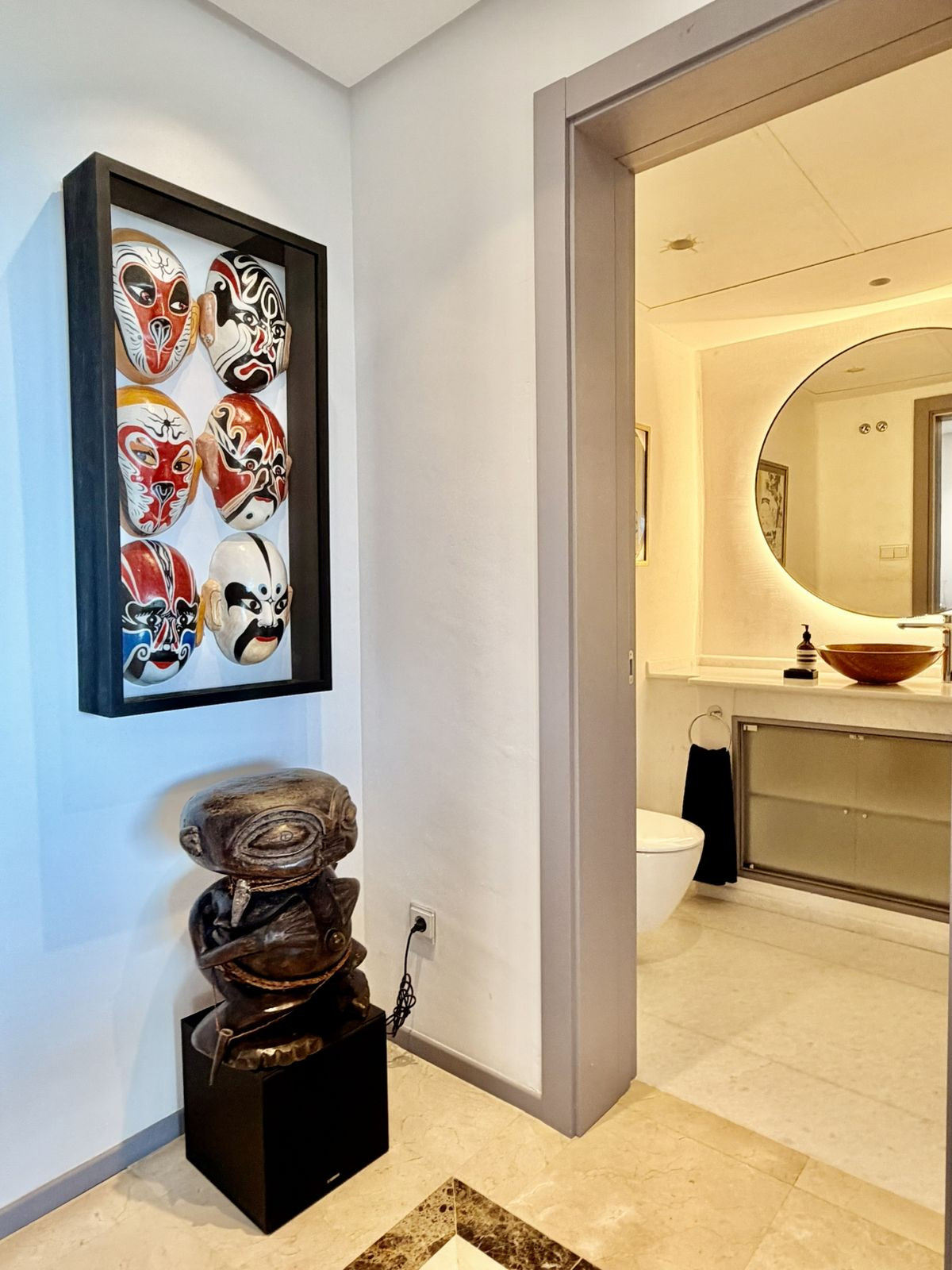5 Bed Apartment for sale in Nueva Andalucía Costa Del Sol, Málaga, Spain