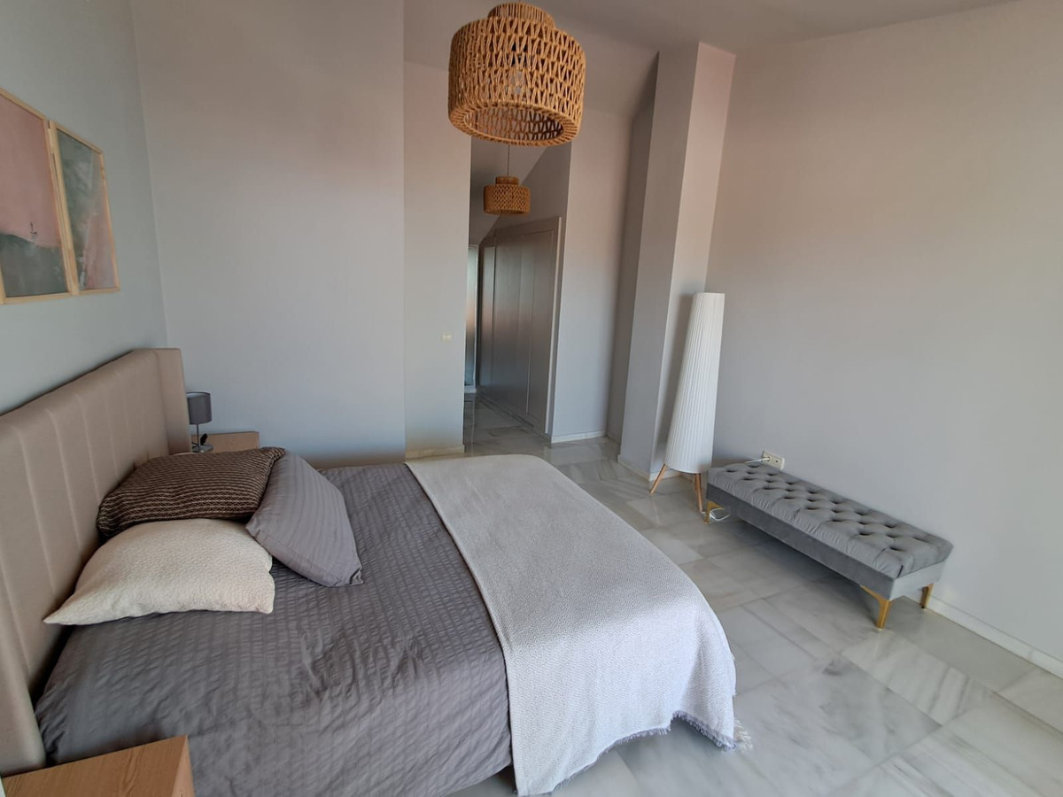 Se vende Villa - Chalet de 3 dormitorios en Costa Del Sol, Málaga, España