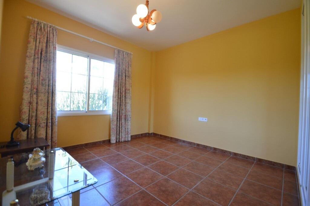 6 Bed Townhouse for sale in Benalmadena Costa Del Sol, Málaga, Spain