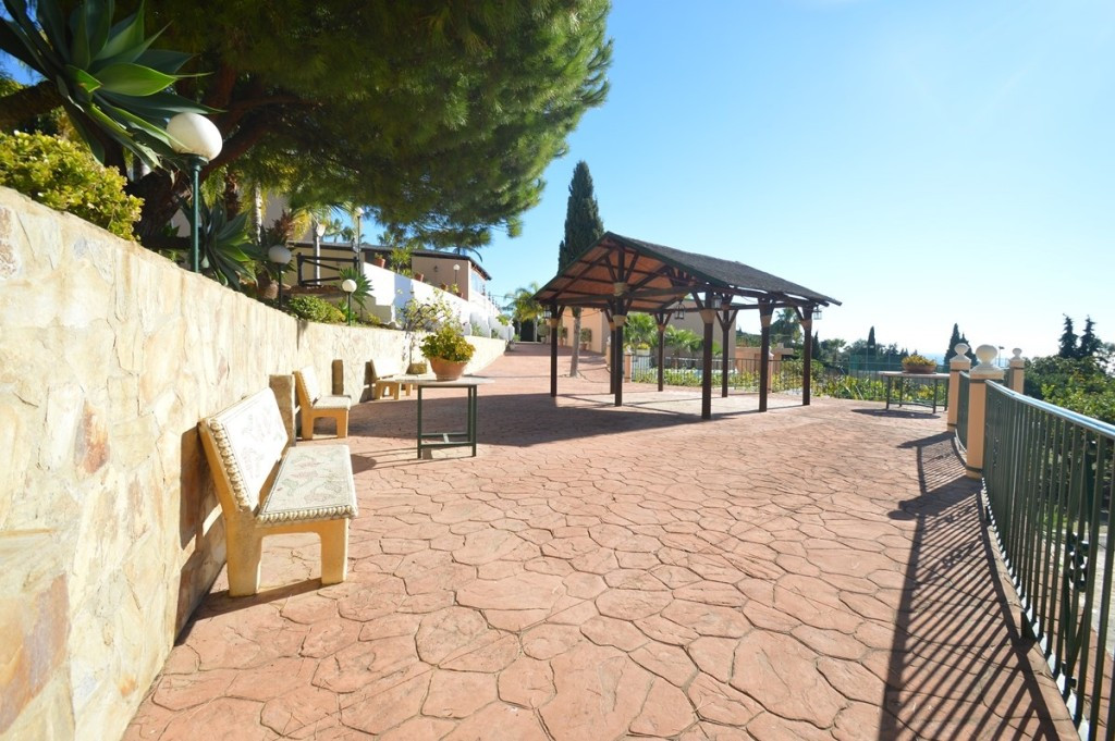 6 Bed Townhouse for sale in Benalmadena Costa Del Sol, Málaga, Spain