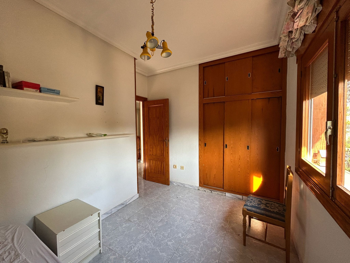 Se vende Villa - Chalet de 6 dormitorios en Costa Blanca, Alicante, España