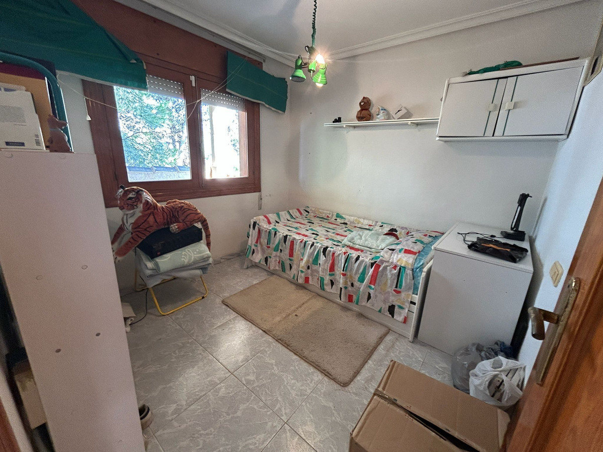 Se vende Villa - Chalet de 6 dormitorios en Costa Blanca, Alicante, España