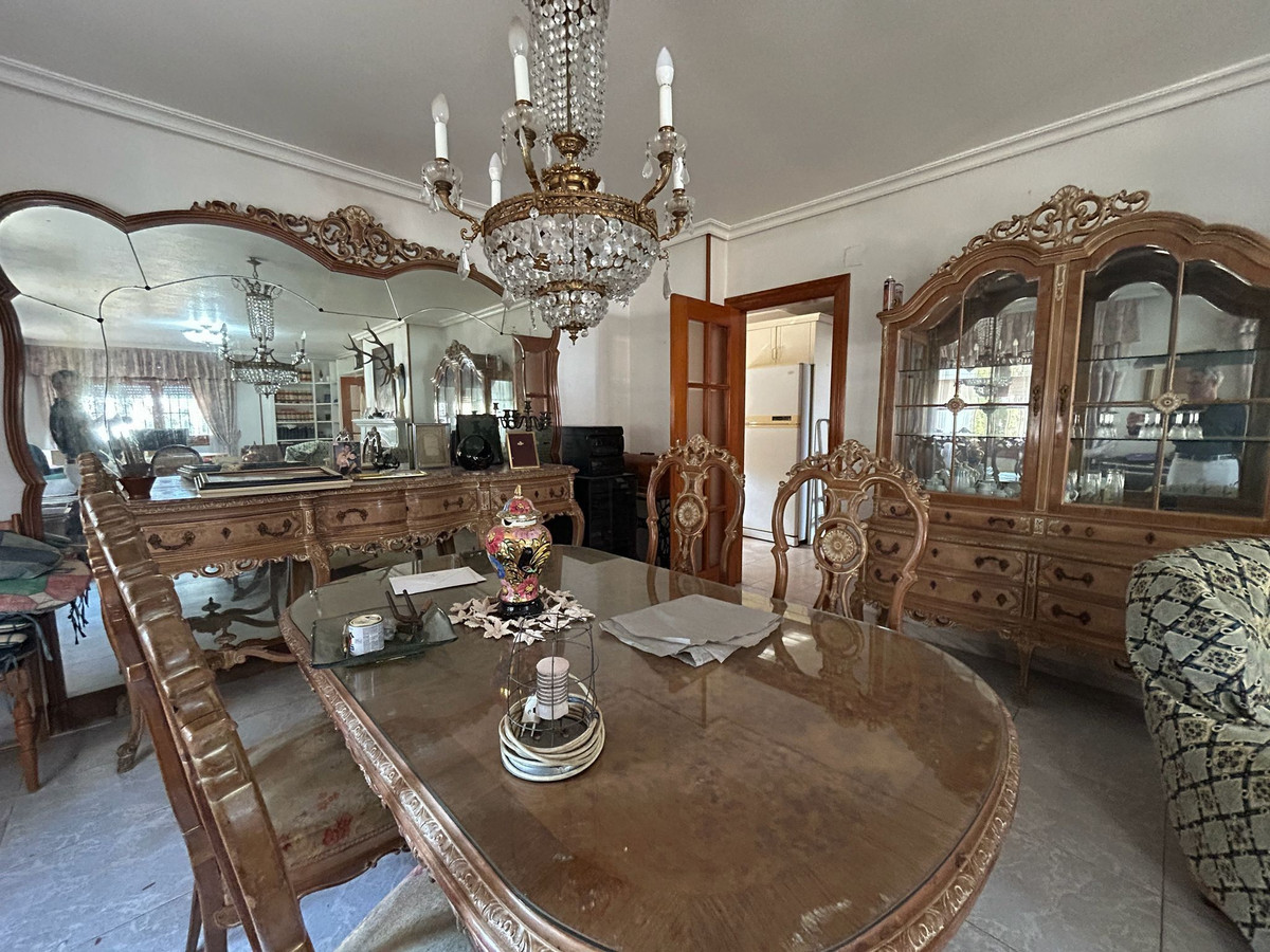 Se vende Villa - Chalet de 6 dormitorios en Costa Blanca, Alicante, España