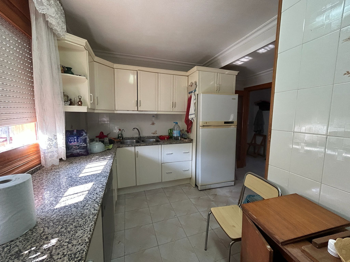 Se vende Villa - Chalet de 6 dormitorios en Costa Blanca, Alicante, España