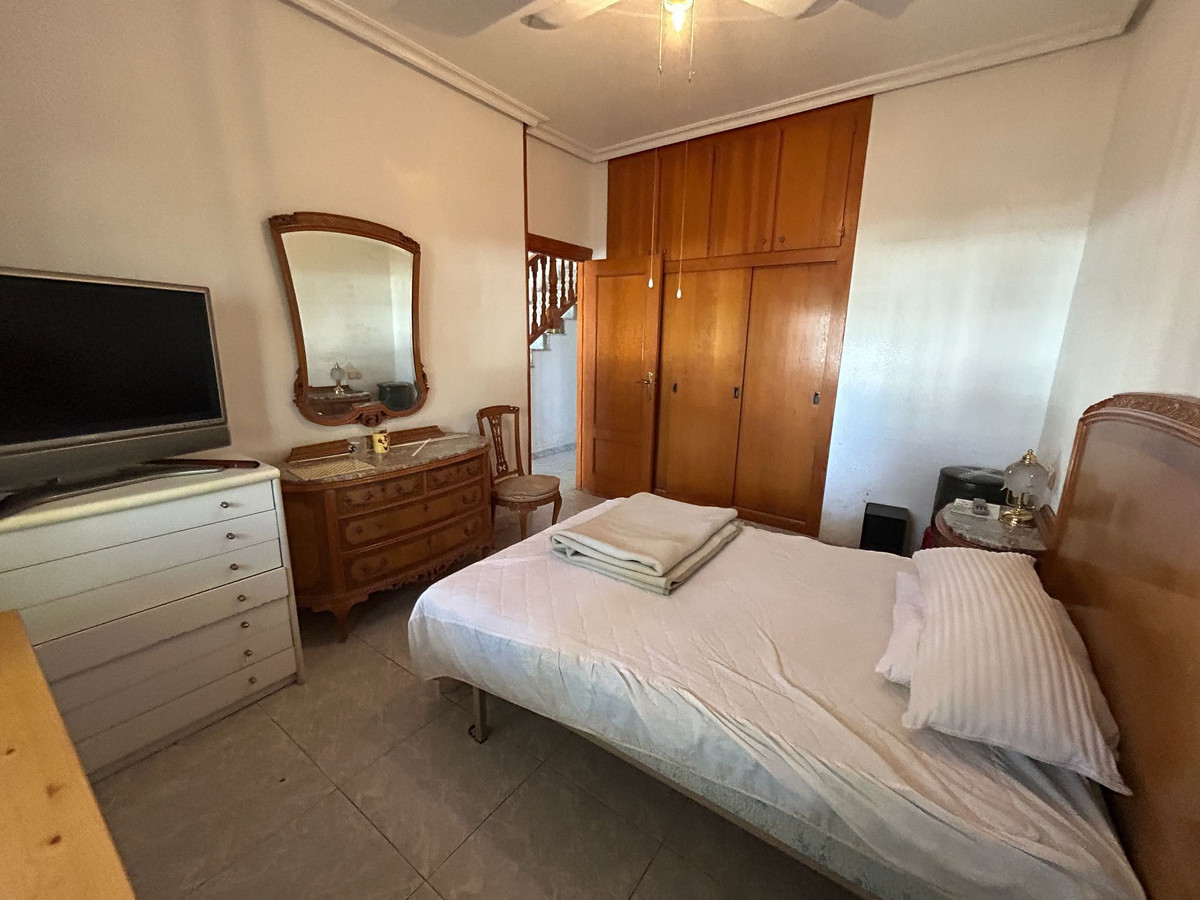 Se vende Villa - Chalet de 6 dormitorios en Costa Blanca, Alicante, España