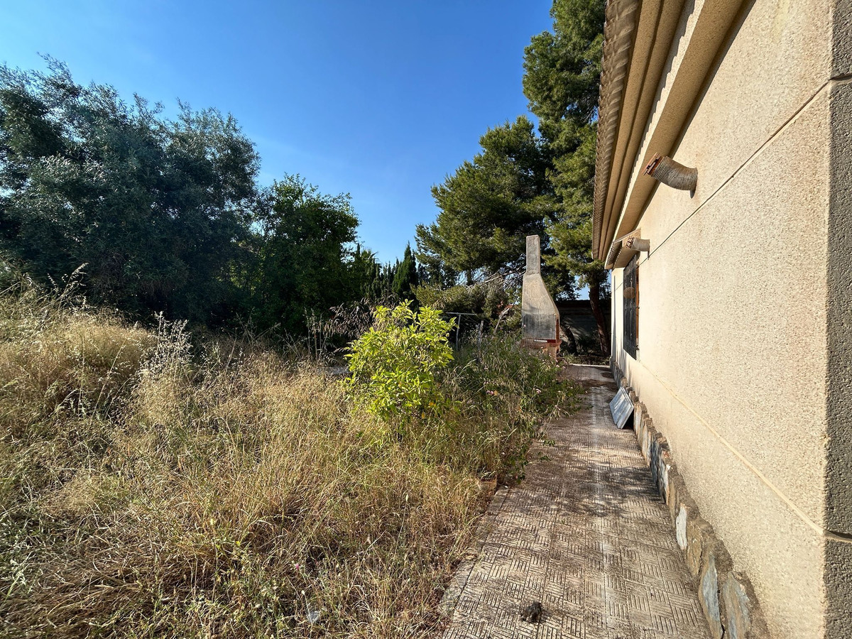 Se vende Villa - Chalet de 6 dormitorios en Costa Blanca, Alicante, España
