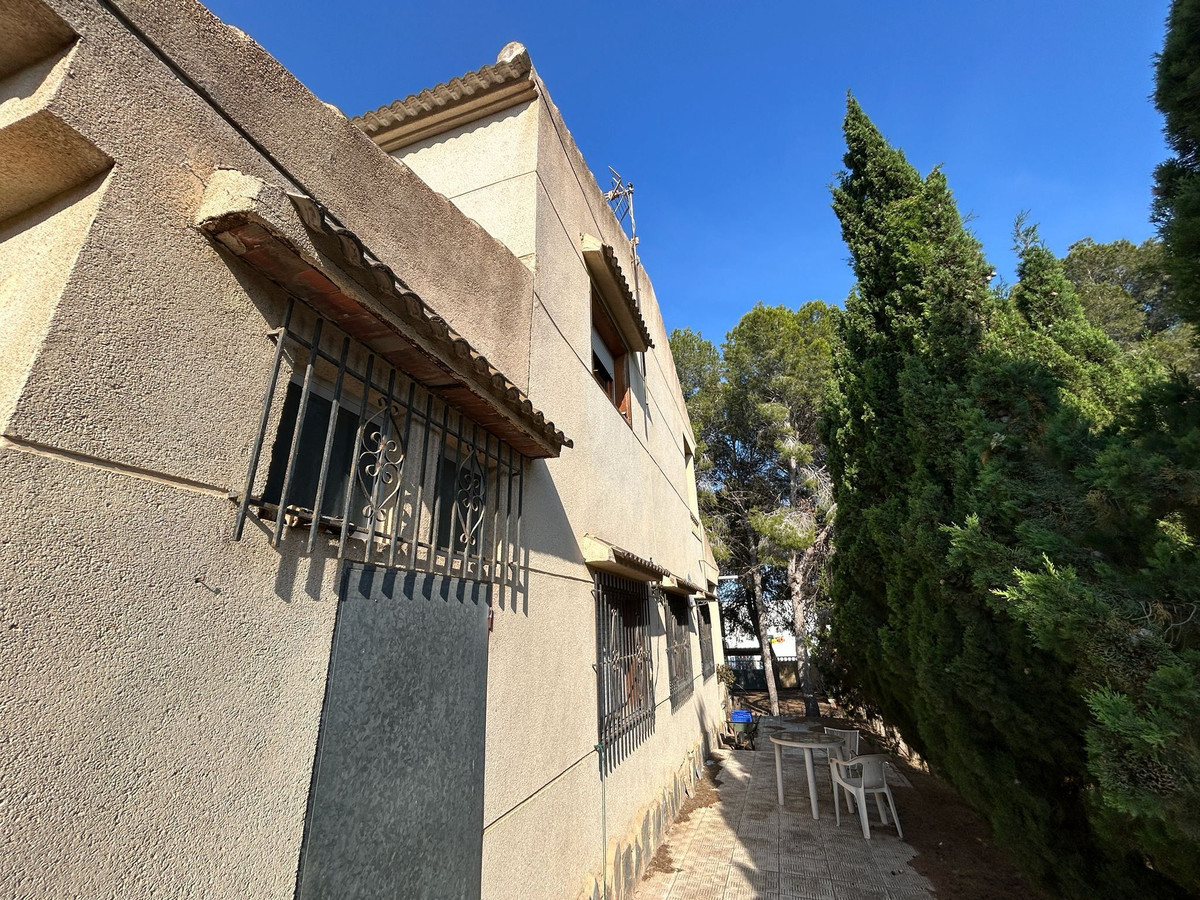 Se vende Villa - Chalet de 6 dormitorios en Costa Blanca, Alicante, España