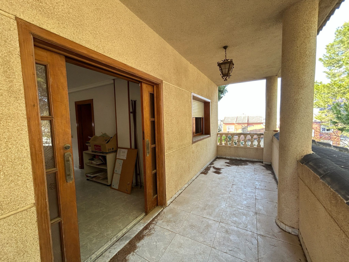 Se vende Villa - Chalet de 6 dormitorios en Costa Blanca, Alicante, España