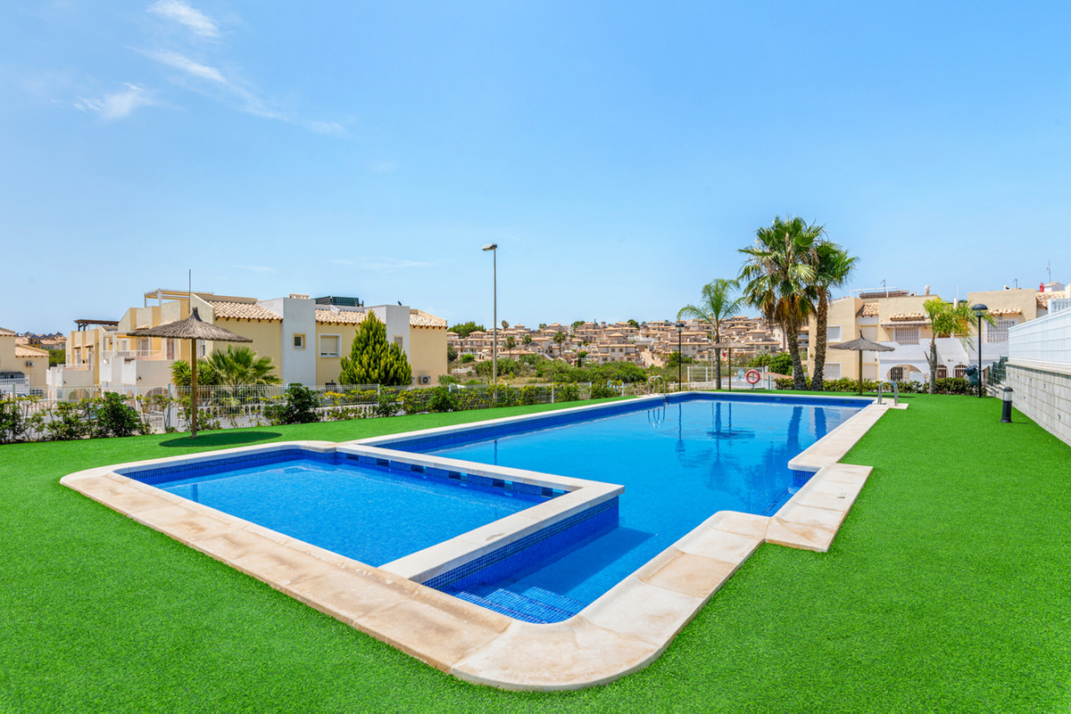 2 Bed Apartment for sale in Villamartin Costa Blanca, Alicante, Spain