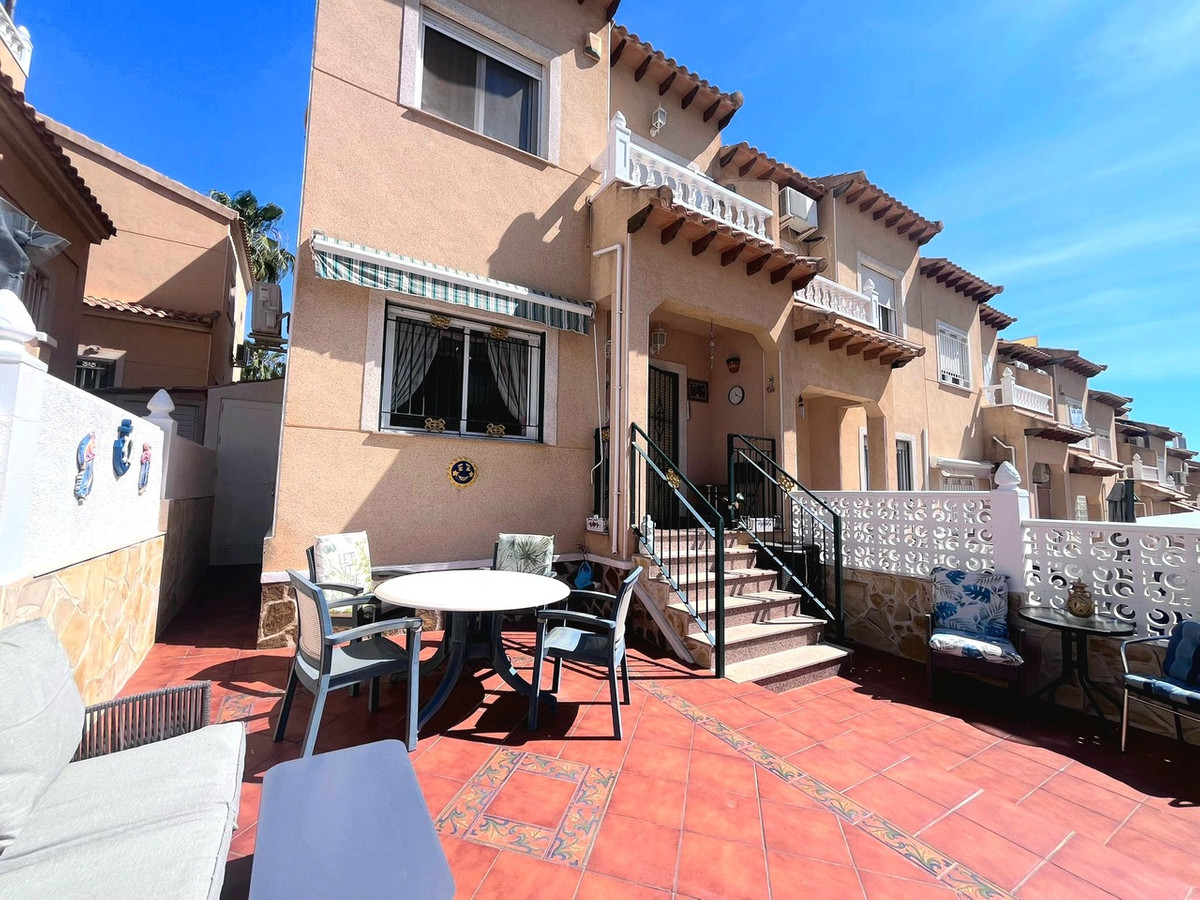 Se vende Adosada de 2 dormitorios en Costa Blanca, Alicante, España