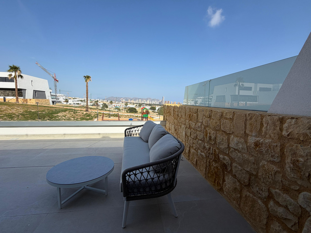 Se vende Apartamento Planta Media de 2 dormitorios en Costa Blanca, Alicante, España