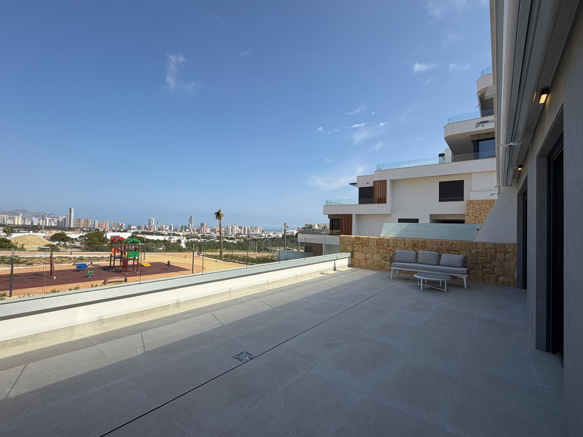 Se vende Apartamento Planta Media de 2 dormitorios en Costa Blanca, Alicante, España