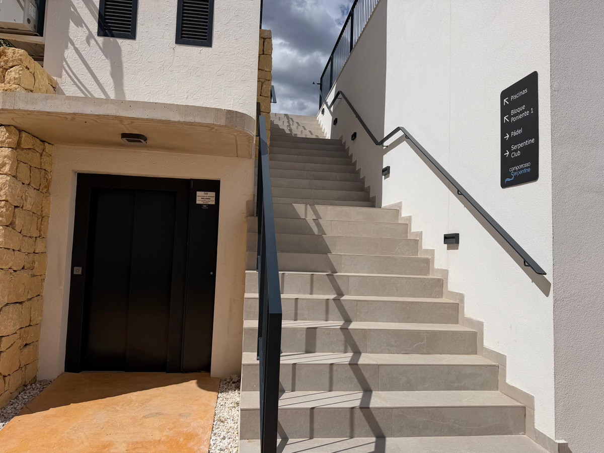 Se vende Apartamento Planta Media de 2 dormitorios en Costa Blanca, Alicante, España