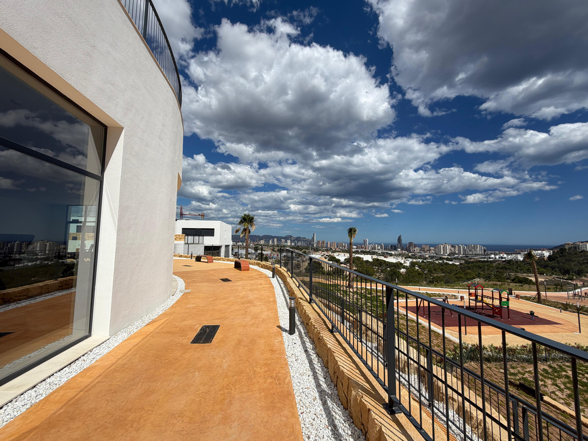Se vende Apartamento Planta Media de 2 dormitorios en Costa Blanca, Alicante, España