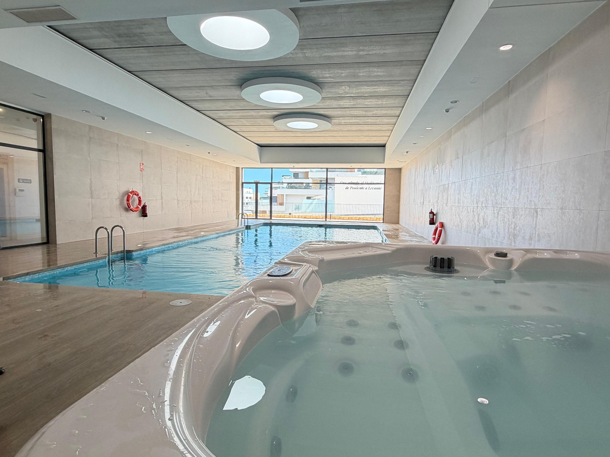 Se vende Apartamento Planta Media de 2 dormitorios en Costa Blanca, Alicante, España