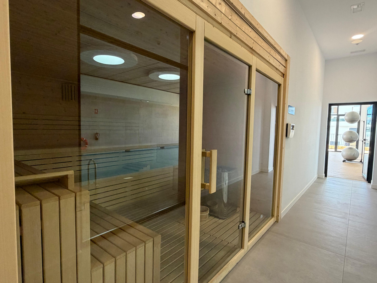 Se vende Apartamento Planta Media de 2 dormitorios en Costa Blanca, Alicante, España