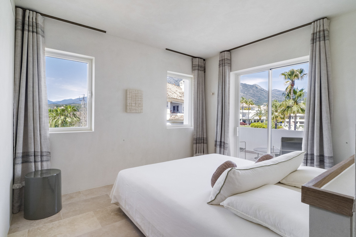 Se vende Ático Dúplex de 5 dormitorios en Costa Del Sol, Málaga, España