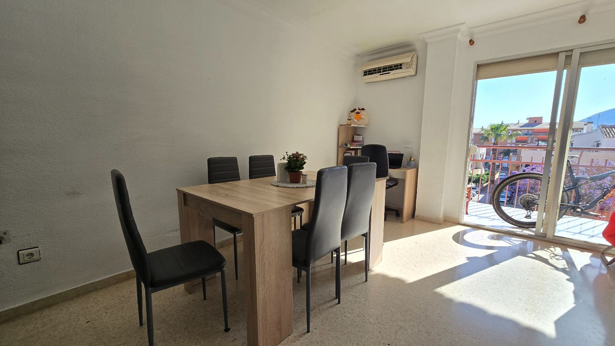 4 Bed Apartment for sale in Arroyo De La Miel Costa Del Sol, Málaga, Spain