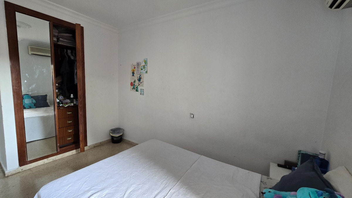 4 Bed Apartment for sale in Arroyo De La Miel Costa Del Sol, Málaga, Spain