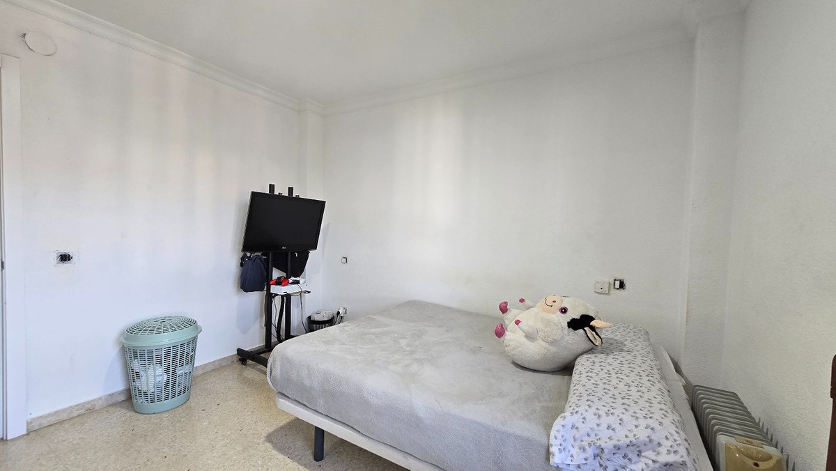 4 Bed Apartment for sale in Arroyo De La Miel Costa Del Sol, Málaga, Spain