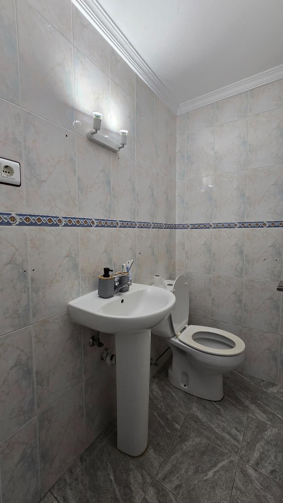 4 Bed Apartment for sale in Arroyo De La Miel Costa Del Sol, Málaga, Spain