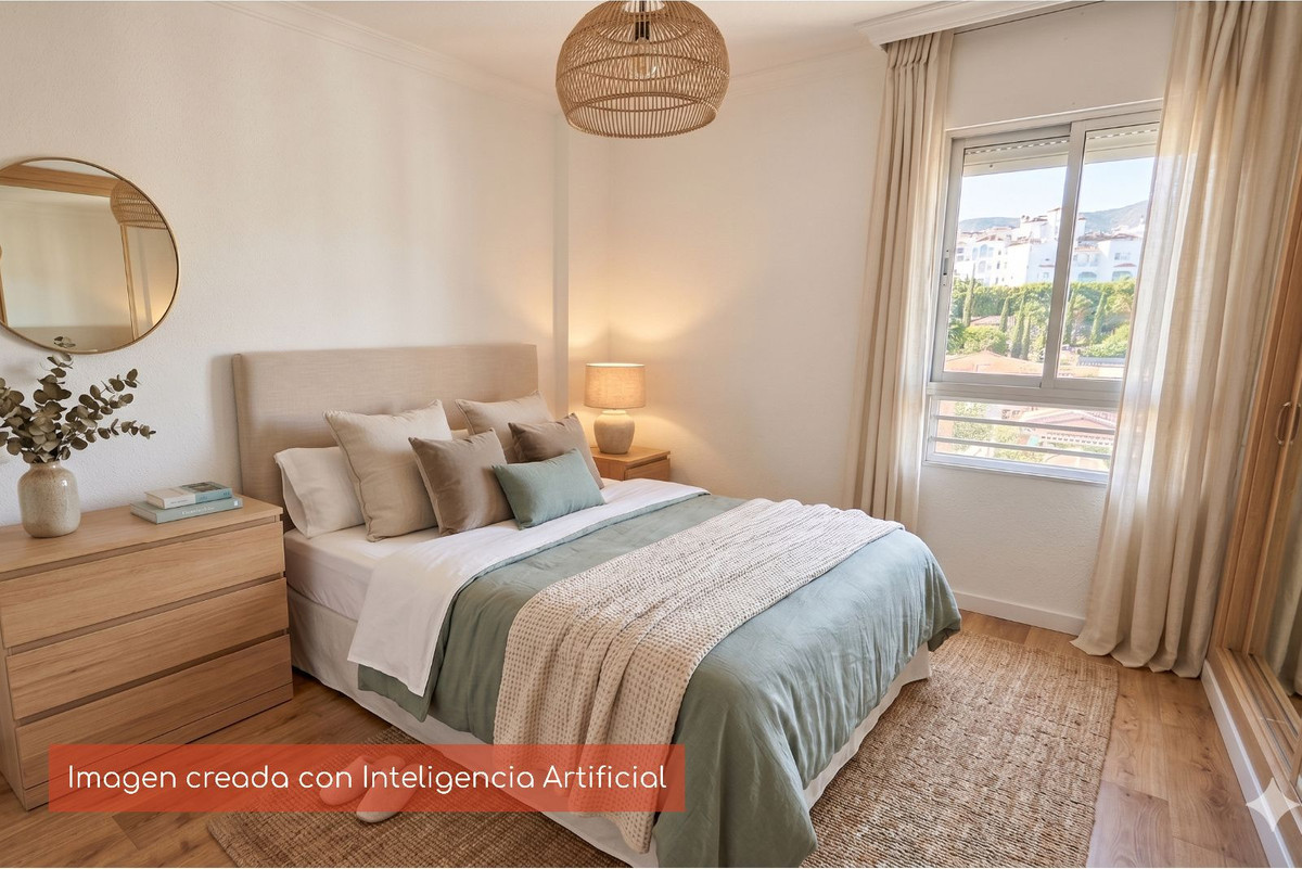 4 Bed Apartment for sale in Arroyo De La Miel Costa Del Sol, Málaga, Spain