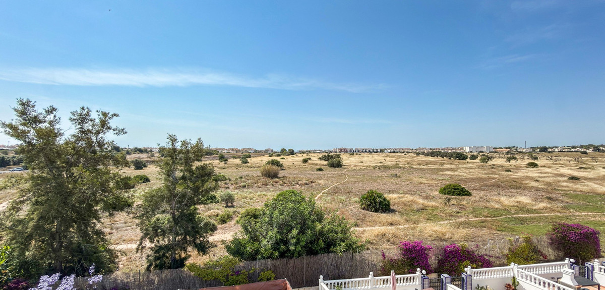 Se vende Apartamento en Planta Última de 2 dormitorios en Costa Blanca, Alicante, España