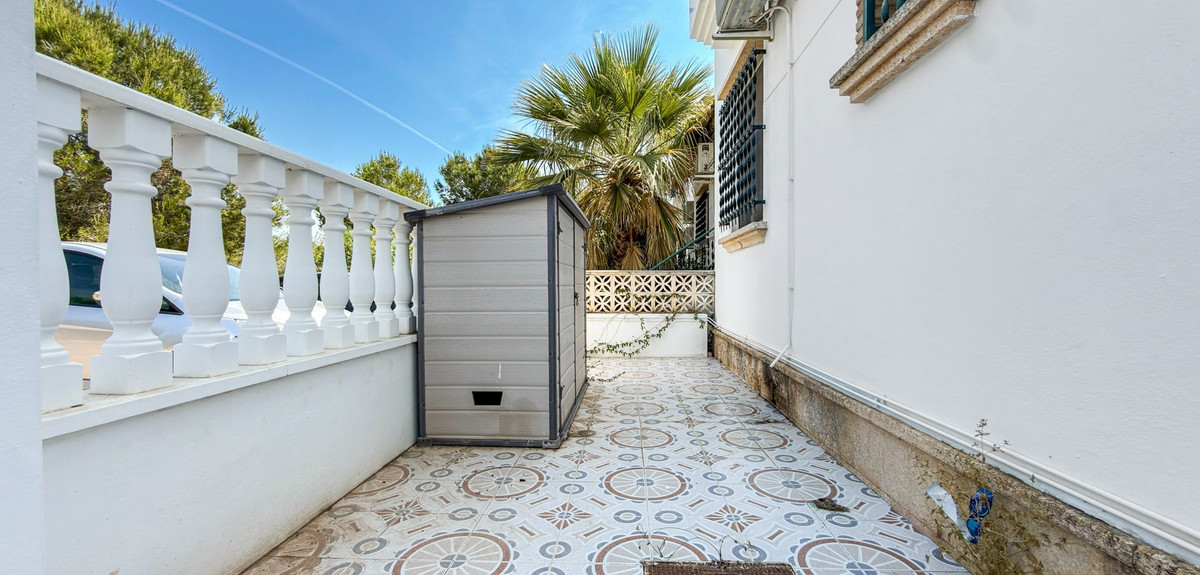 Se vende Apartamento en Planta Última de 2 dormitorios en Costa Blanca, Alicante, España